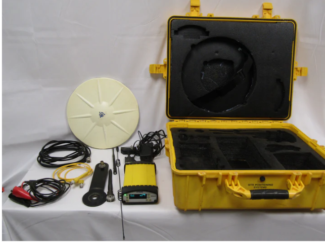 Trimble SPS855 Base Station Kit w/Zephyr 2 Regular Constellations USED 900 Mhz